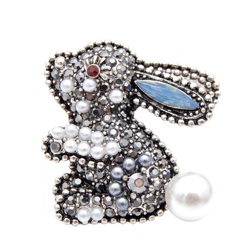 Diamond Rabbit Brooch Zodiac Cartoon Animal Design Cute Corsage Sweater Clothing