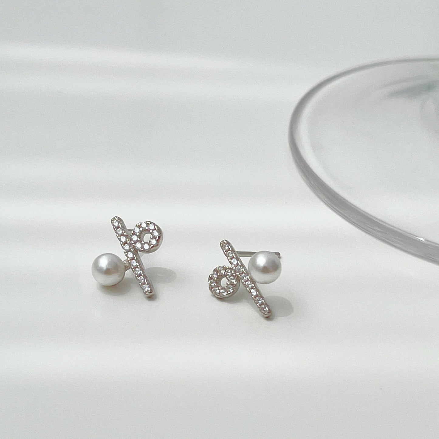 Sterling Silver Niche Design Simple And High-endPercentage Imitation Pearl Earrings For Women