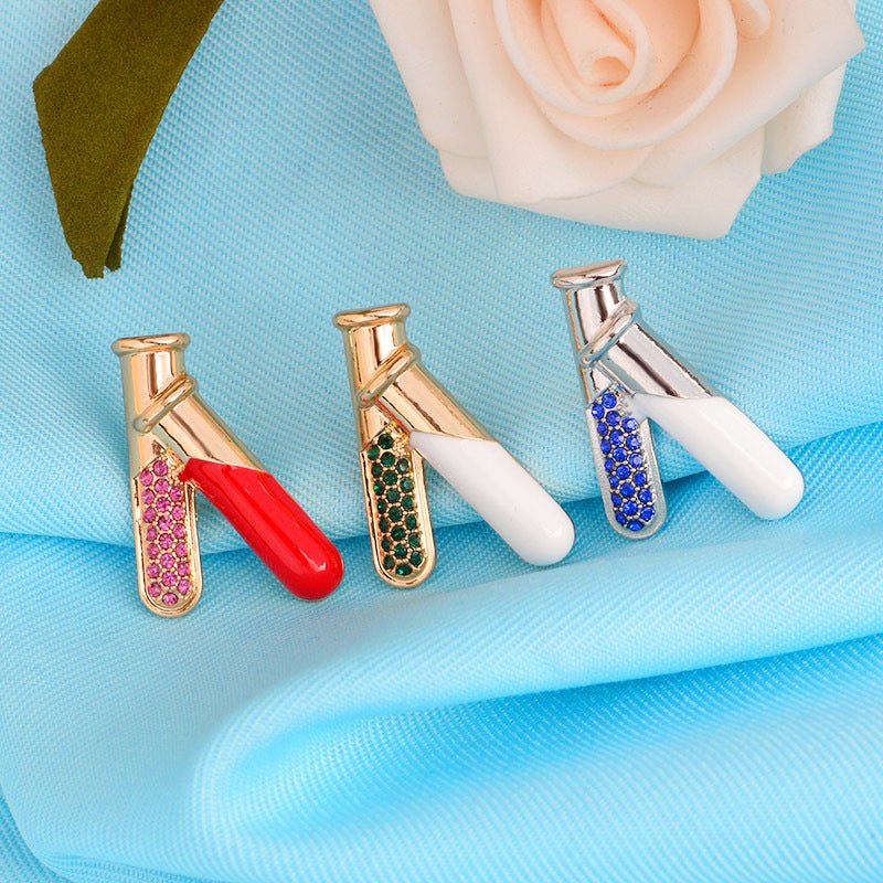 Medical Equipment Test Tube Shape Enamel Cartoon Brooch Badge