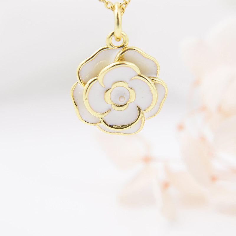 Women's Fashion Copper-plated Gold-color Rose Drop Oil Pendant Necklace