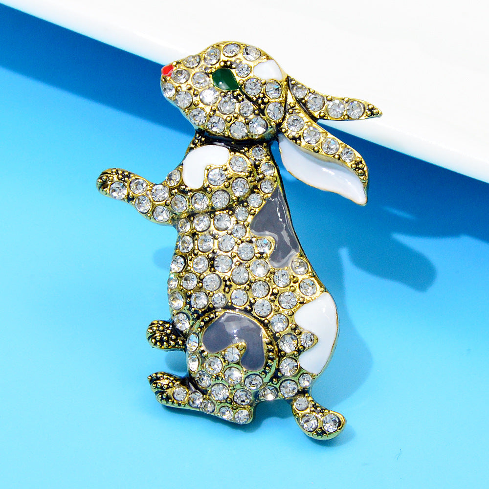 Diamond Rabbit Brooch Enamel Cute Cartoon Pin Small Animal Clothing Zodiac Design Corsage Niche