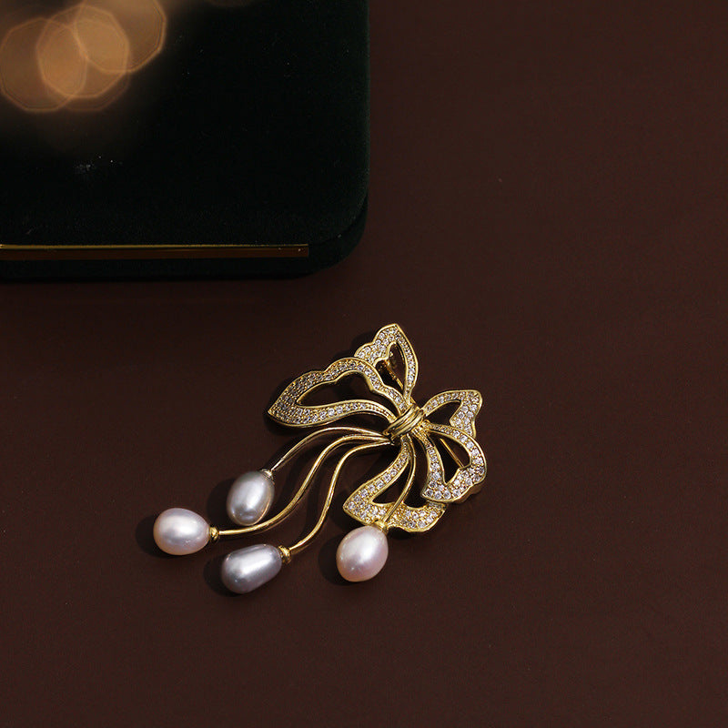 Women's Bowknot Pearl Brooch Freshwater Pearl