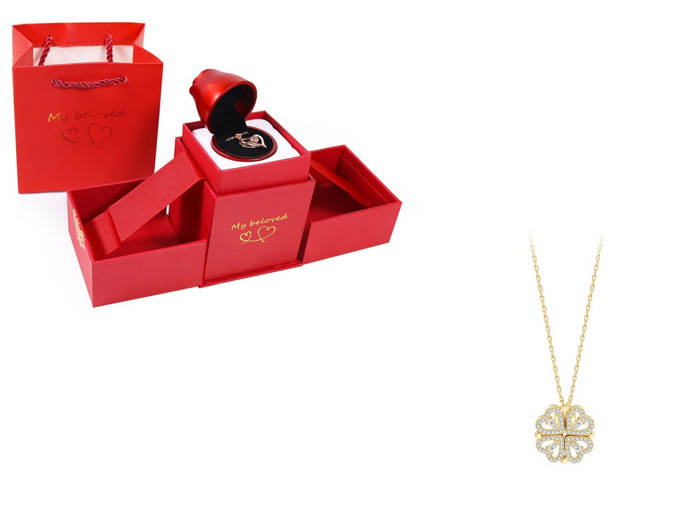 Magnetic Folding Heart-Shaped Four-Leaf Clover Pendant Necklace