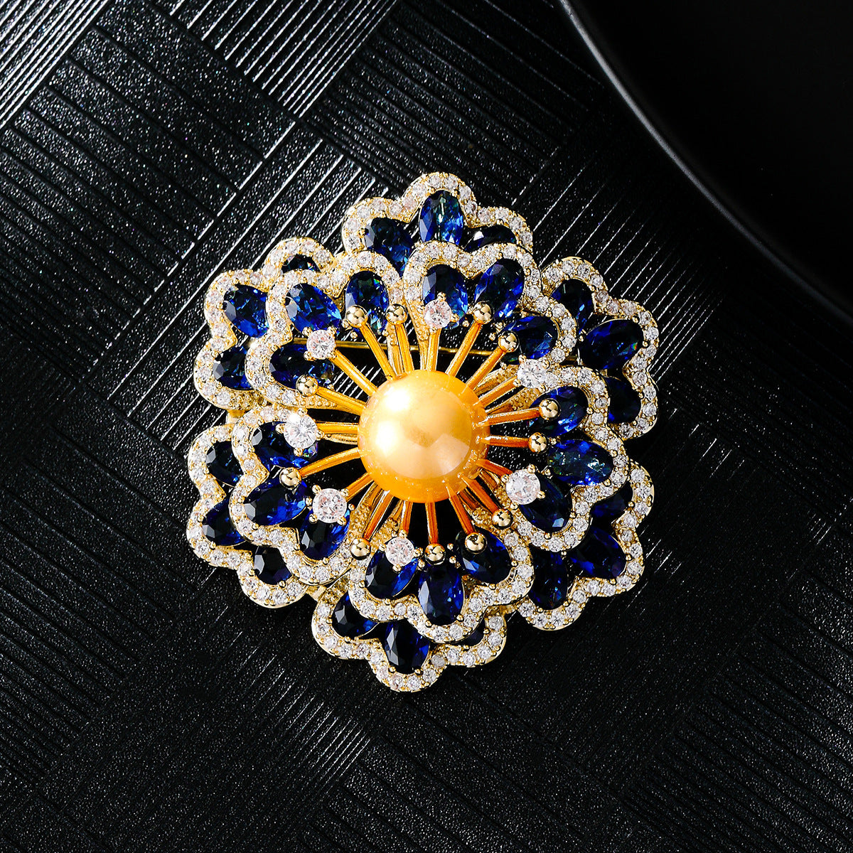 Heavy Industry Begonia Brooch Luxury Female Pin