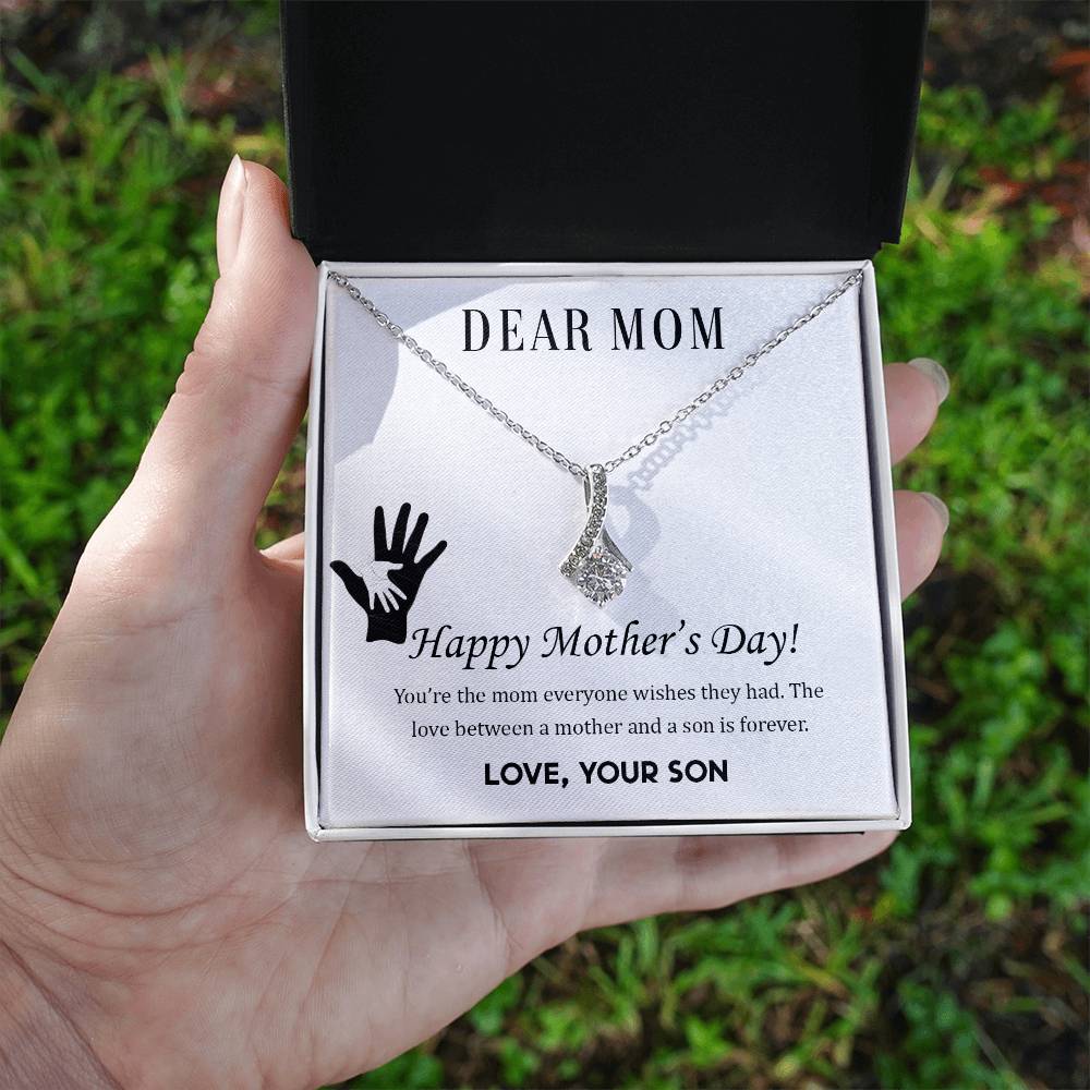 Alluring Beauty Necklace With Message Card : Gifts For Mom - You're the Mom Everyone Wishes They Had - For Mother's Day