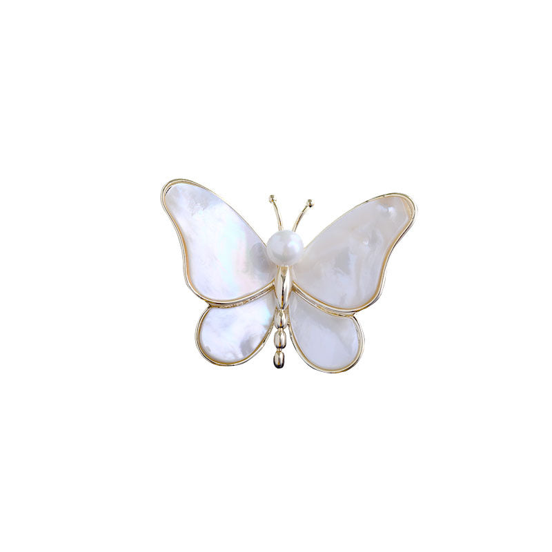 The New Deep-sea Fritillaria Butterfly Pearl Brooch Is Stylish