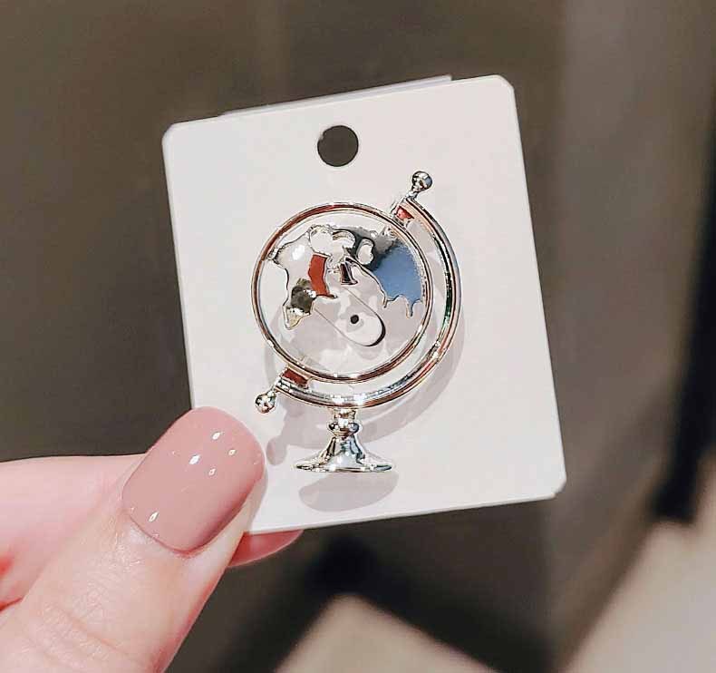 Creative Personality Hollow Globe Alloy Brooch