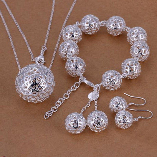 Exquisite Silver-plated Three-dimensional Ball Pendant Jewelry