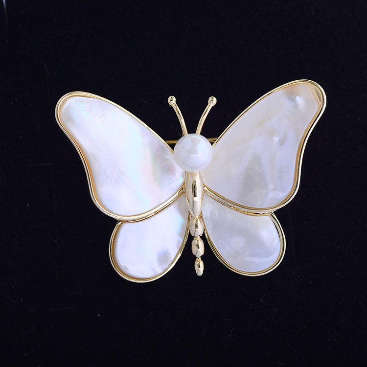 The New Deep-sea Fritillaria Butterfly Pearl Brooch Is Stylish