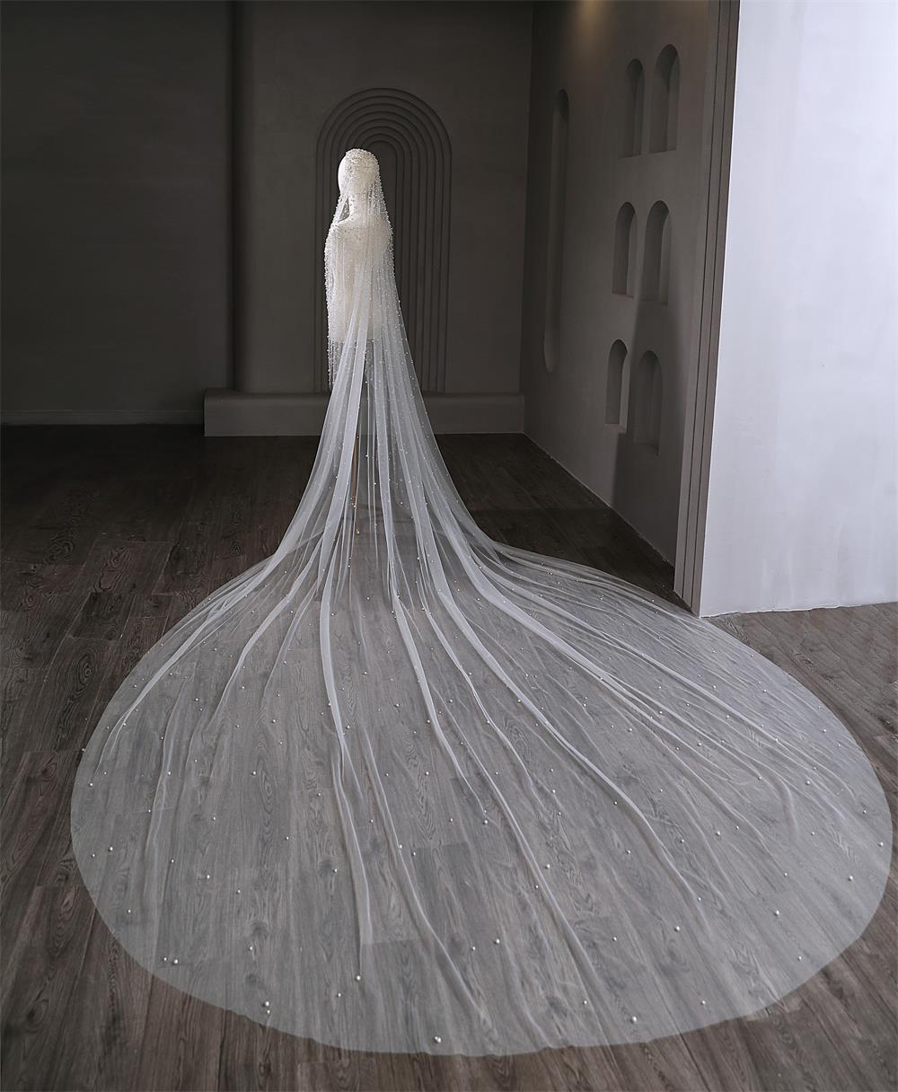 Pearl Long Luxury Wedding Veil