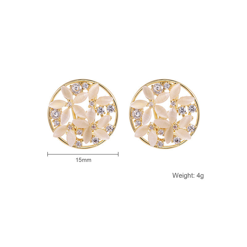 Fashionable High-end Earrings