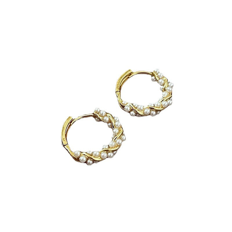 Women's Fashion Temperament Circle Pearl Earrings