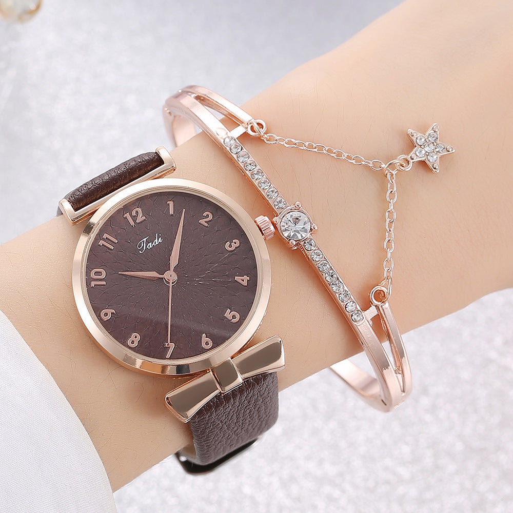 Watch Female Student New Watch Set Fashion Literal Drainage Product Bracelet Set Watch