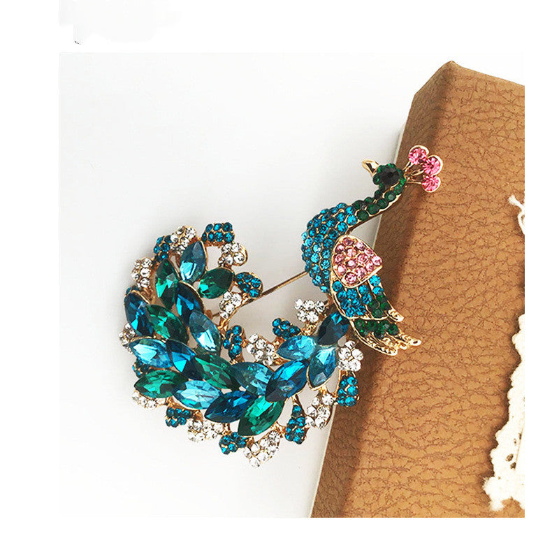 Peacock Brooch European And American Retro Fashion