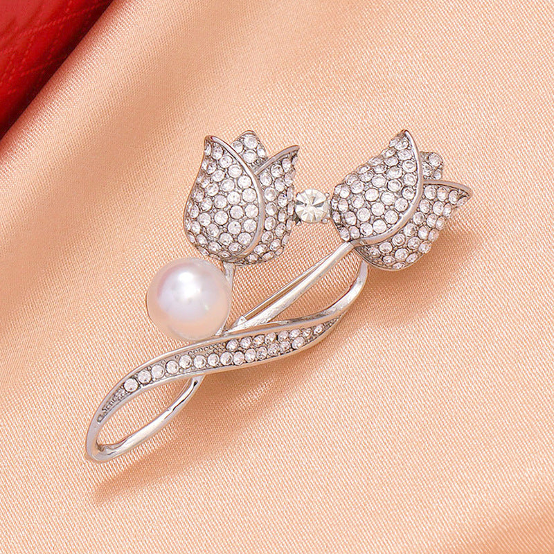 New Fashion Pearl Accessories Button Brooch