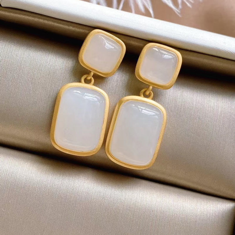 Jade Sapphire Earrings Bafeng Wild Personality Earrings Female Earrings