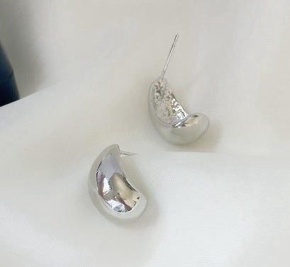 Chic Metal Drop Earrings: Golden & Silver Geometric Designs