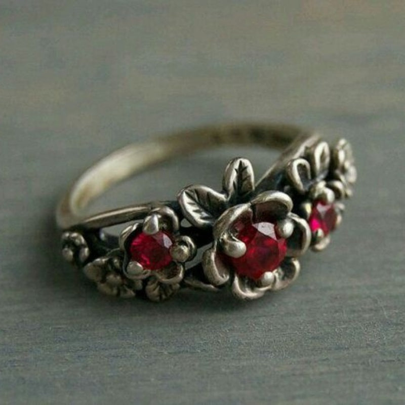 Vintage Red Zircon Floral Fashion Ring