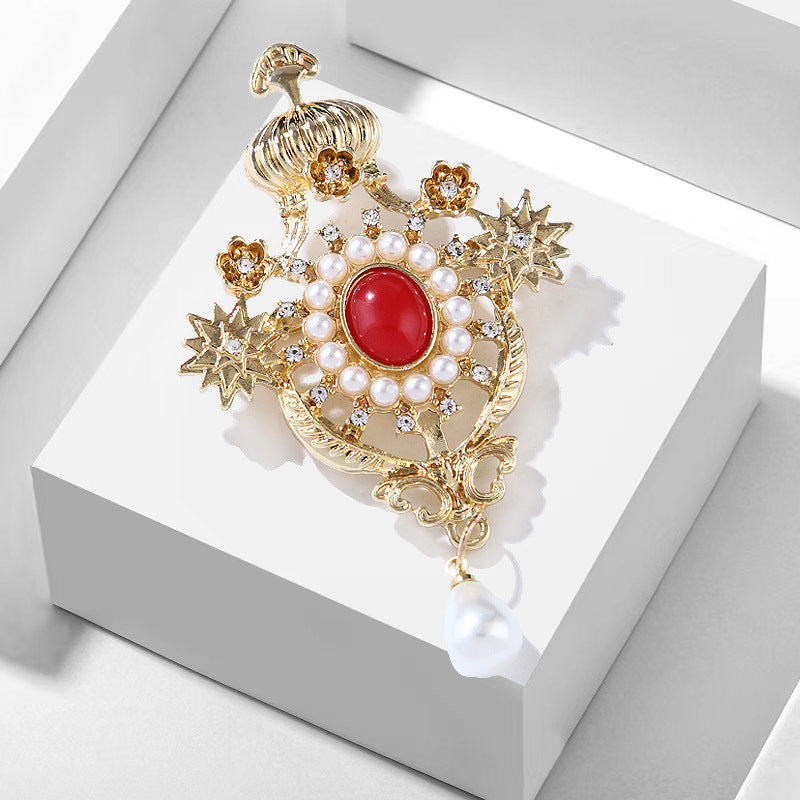 Baroque Retro Fashion All-match Crown Brooch