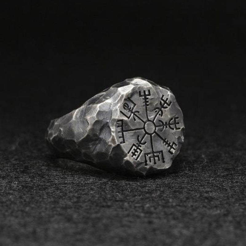 Fashion Retro Carved Compass Ring