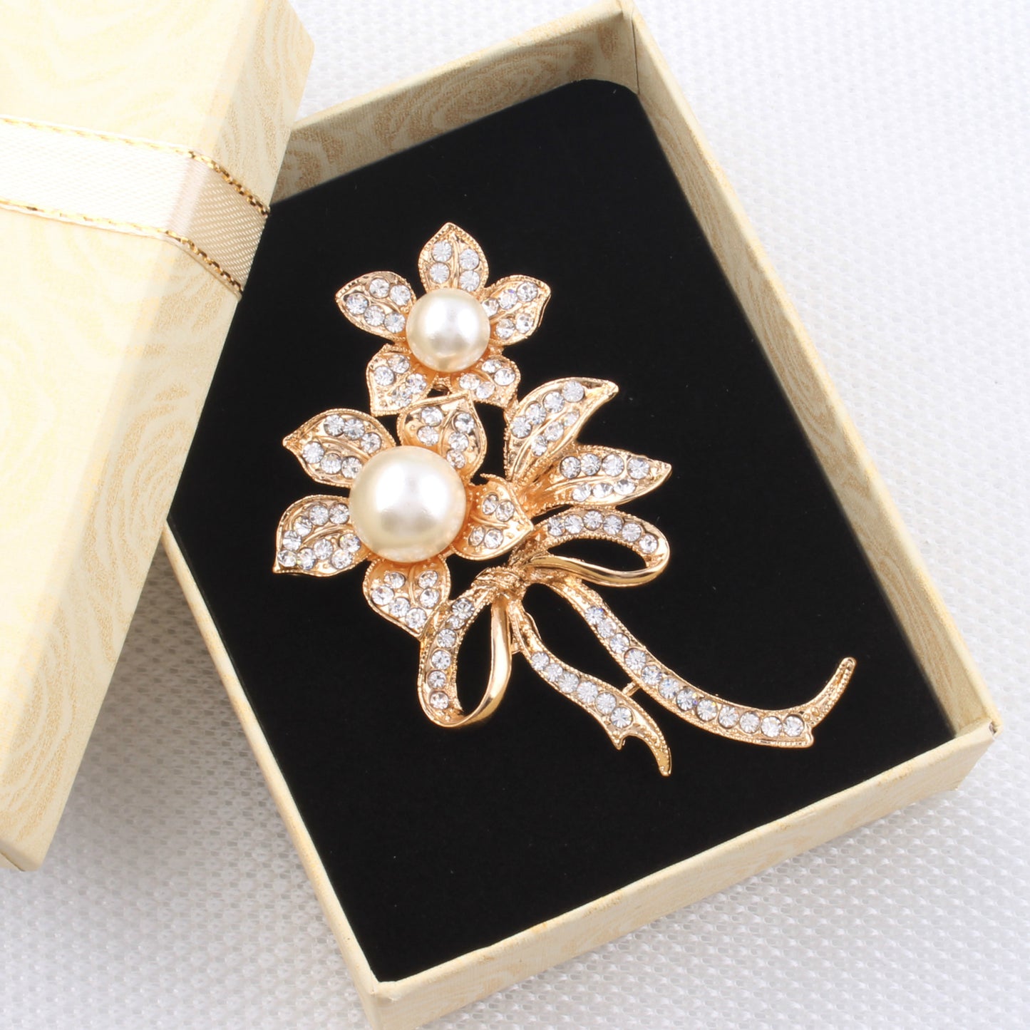 Bow Pearl Brooch For Women