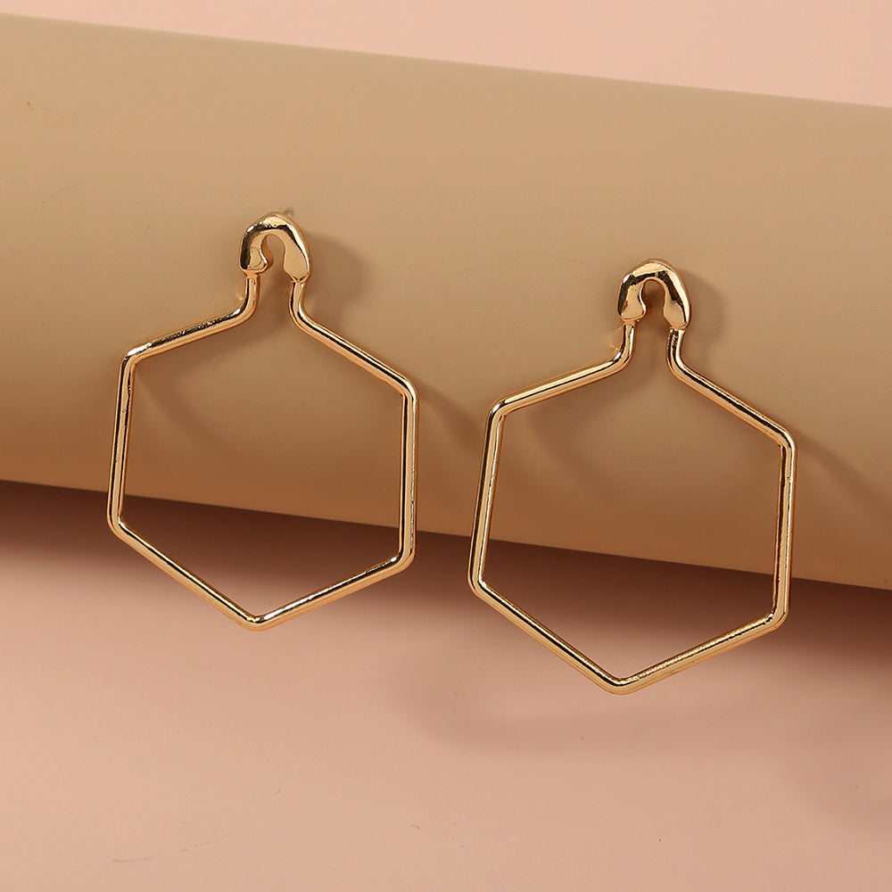 Simple personality with diamond pin earrings, fashion accessories