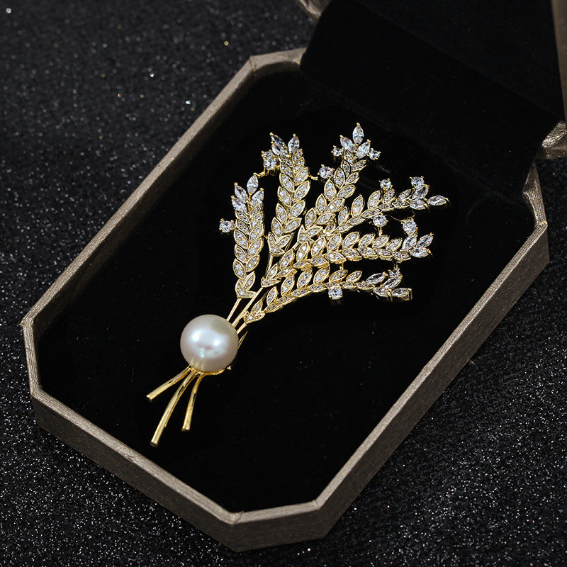 Female European And American Niche Design Zircon Pearl Brooch